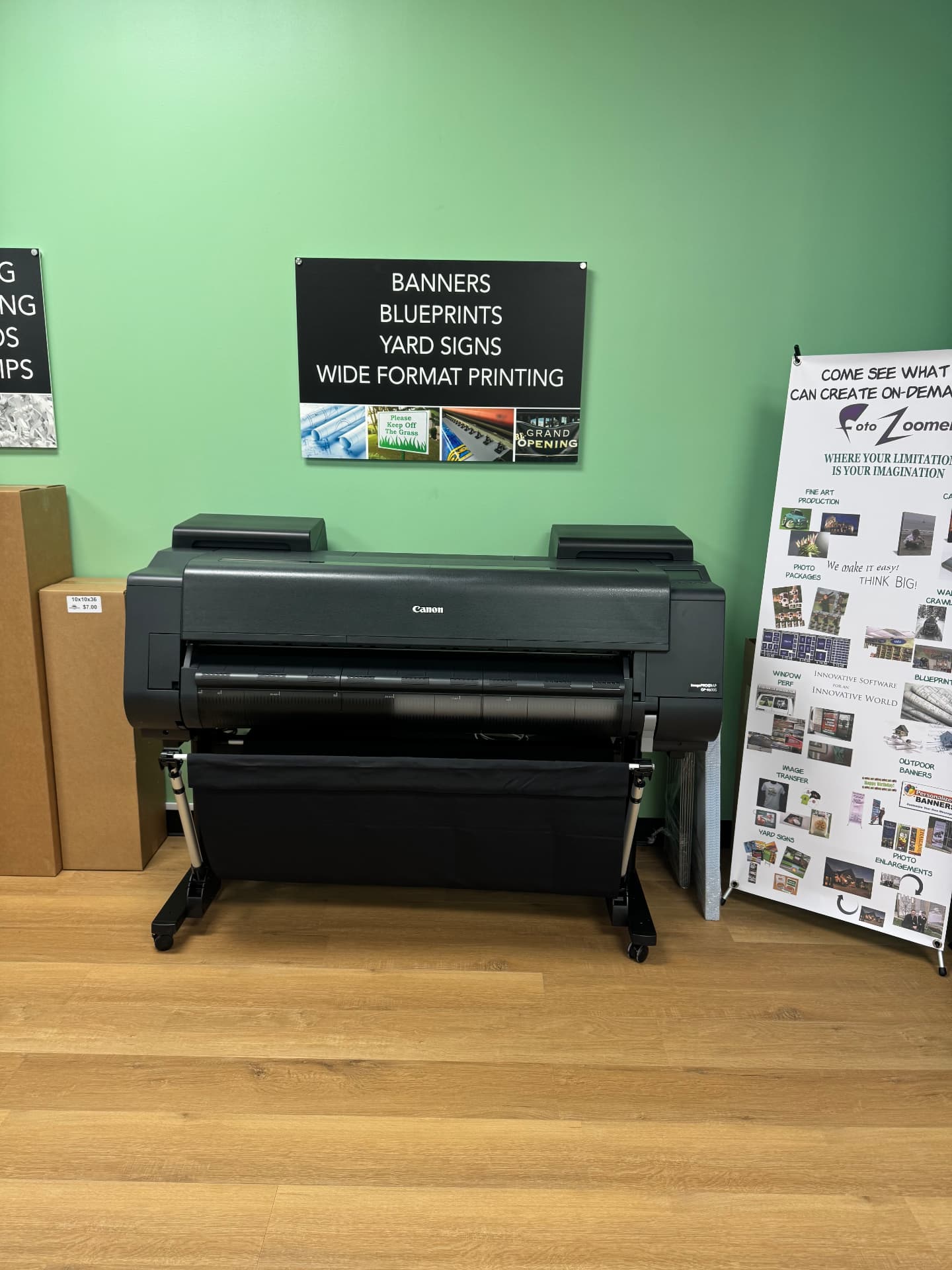 Wide format printer for banners, blueprints and yard signs